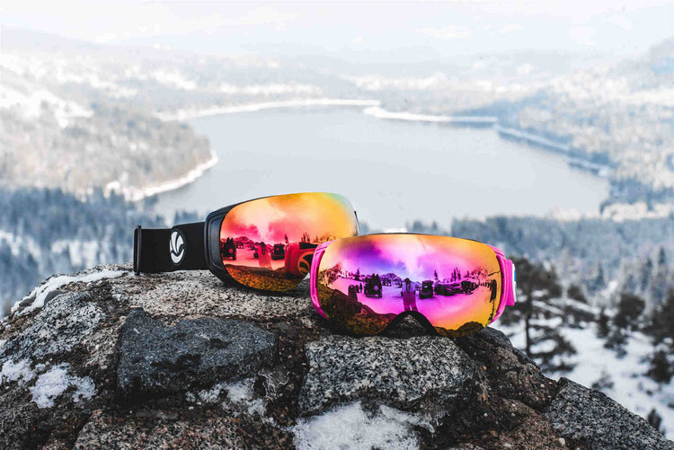 How to Choose Ski Goggles: Complete Buyer’s Guide for 2026